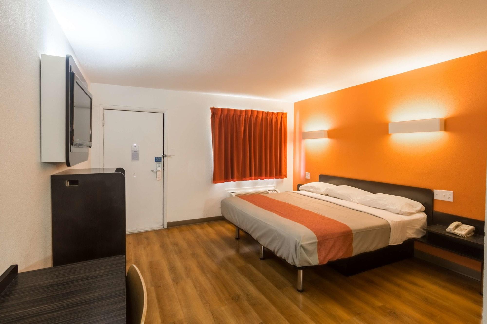 Hotel 6-wichita Falls, Tx - North
