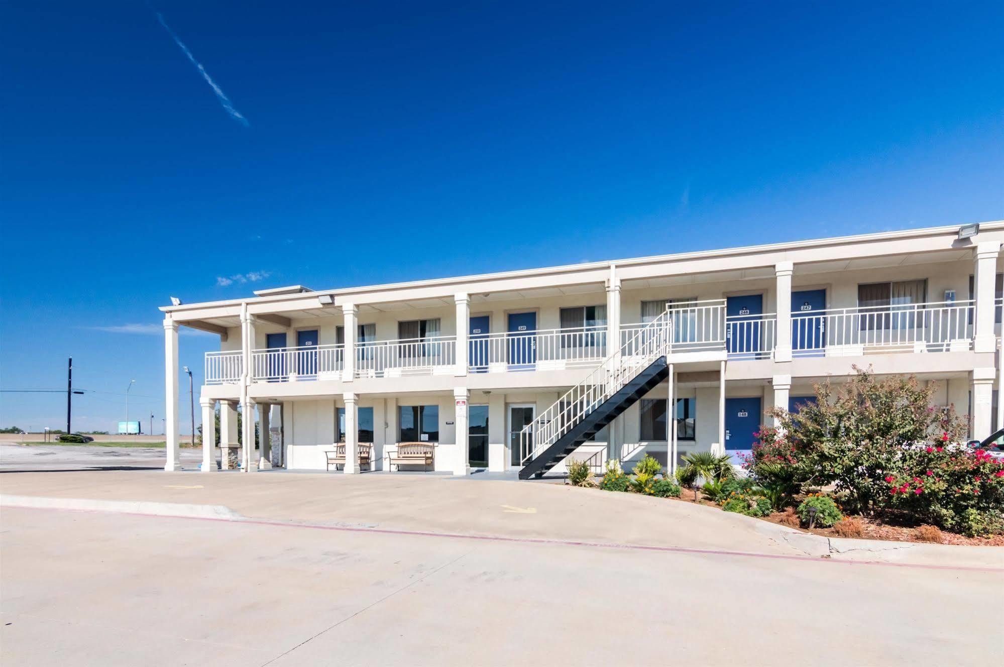 6-wichita Falls, Tx - North 2* Wichita Falls