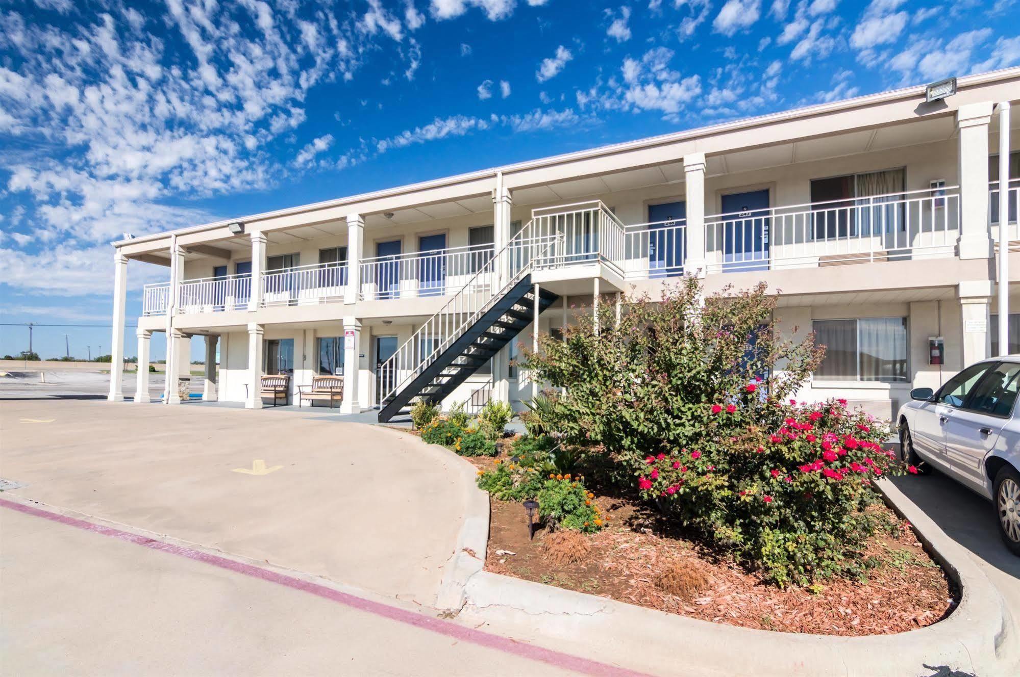 6-wichita Falls, Tx - North Hotel